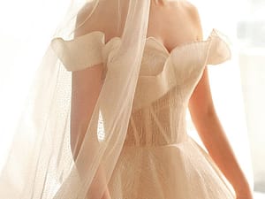Korean light wedding dress